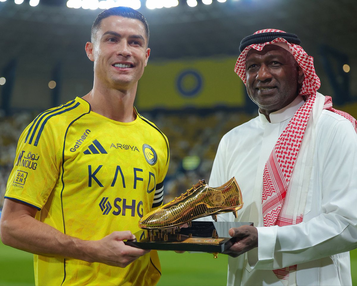 مشاري tweet media
