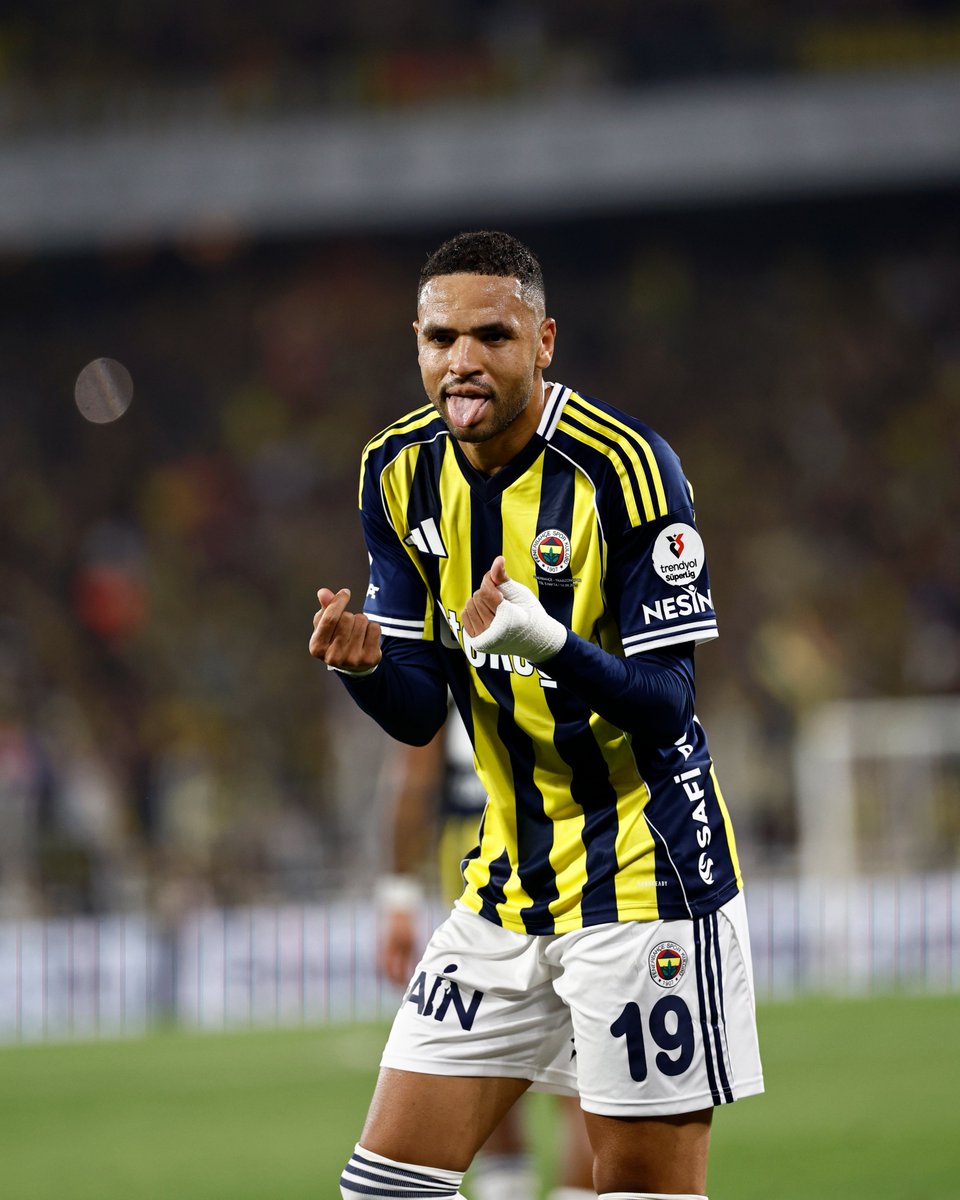 Kadıköy'de En-Nesyri sahneye çıktı, skoru belirledi. 🔥