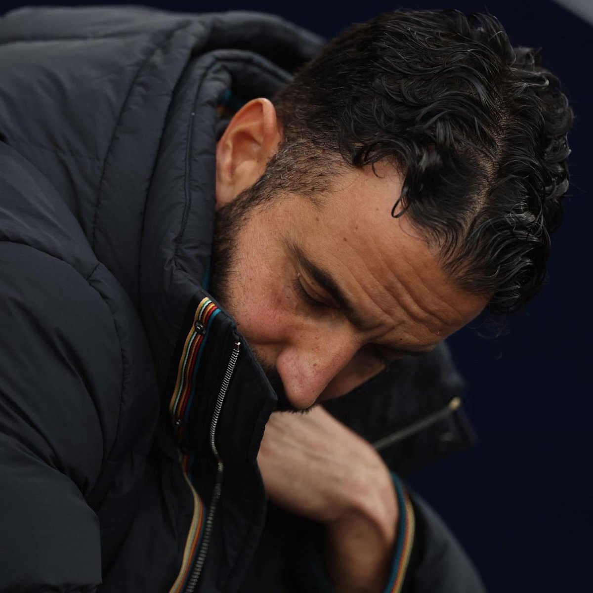 Oluchi_Utd's tweet image. Amorim is a visionless coach. One win in 5 games is not good enough. What do you even do in training? Change that useless 3 man defense or quit.
Good managers adjust formations as the game demands.
4 at the back.
2 in midfield, maybe Casemiro x Mainoo
Bruno as the 10, behind…
