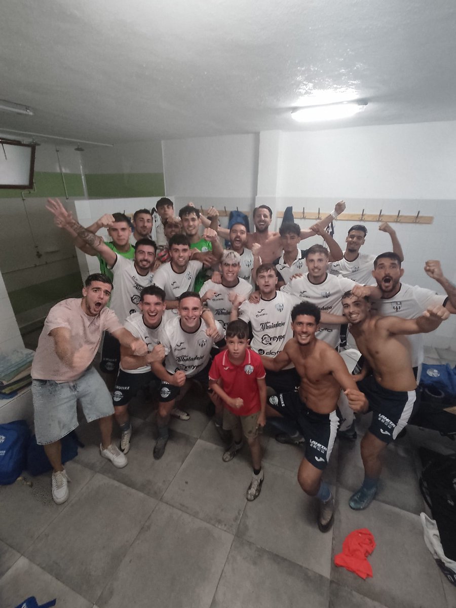 🔥 ¡SIIII SIIIII SIIIIIII! LOS 3 PUNTOS SE VIENEN A SAN JAVIER 🔥

Primera victoria de esta ilusionante temporada.

#SeguirSoñando💙🤍 #BullenseSanJavier