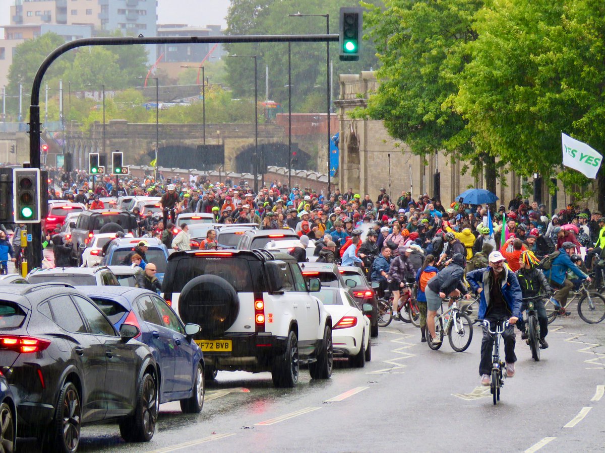 Dave: The Steel City Snapper tweet media