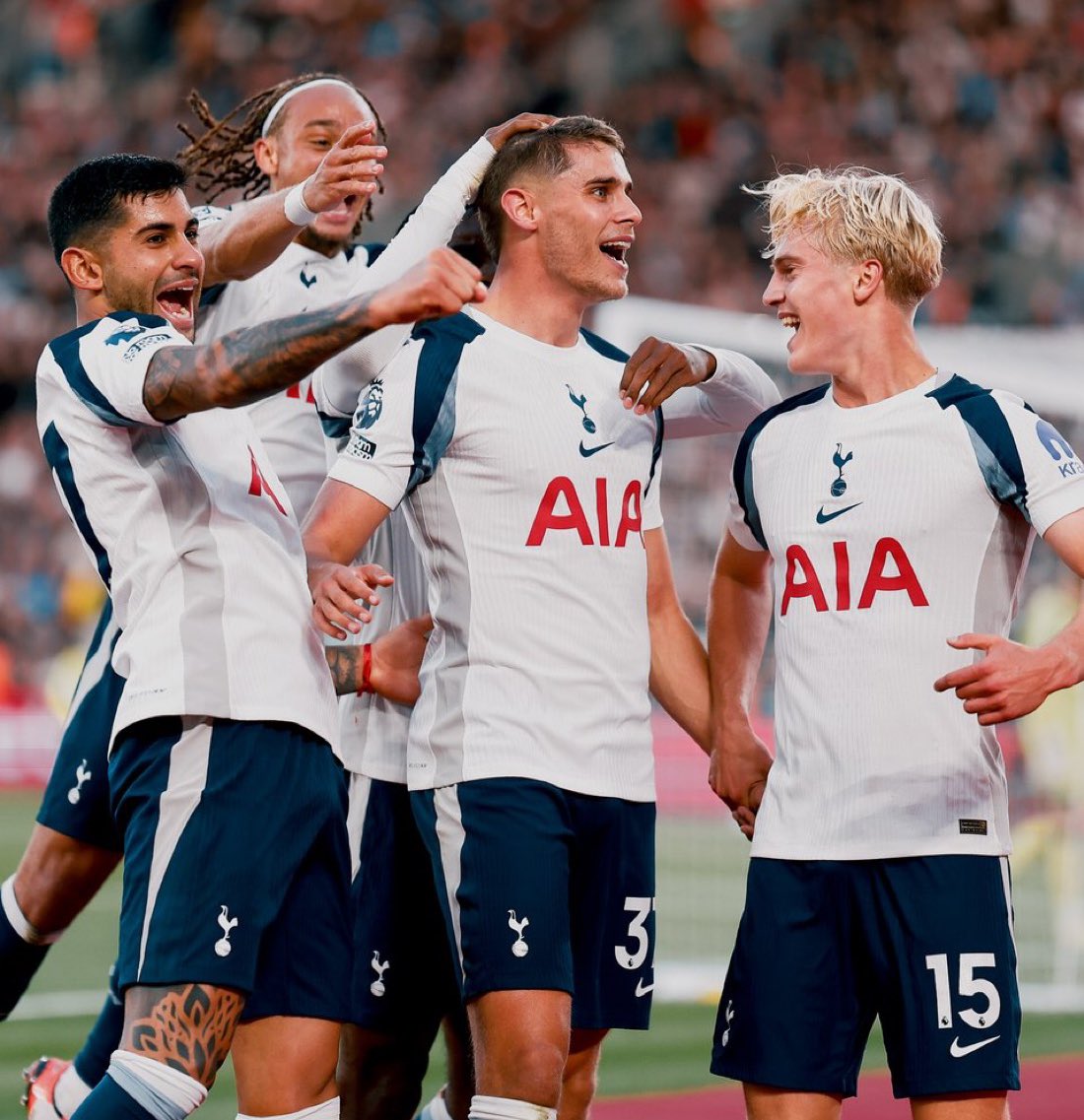 𝐻𝒾𝓂𝑜𝓉𝒽𝓎 tweet media