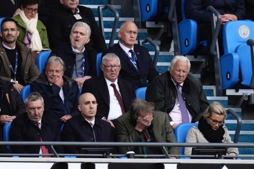 🚨🎙️Ruben Amorim: “I am NOT going to change. When I want to change my philosophy I will change. 

If not, you have to CHANGE THE MAN.” #MUFC