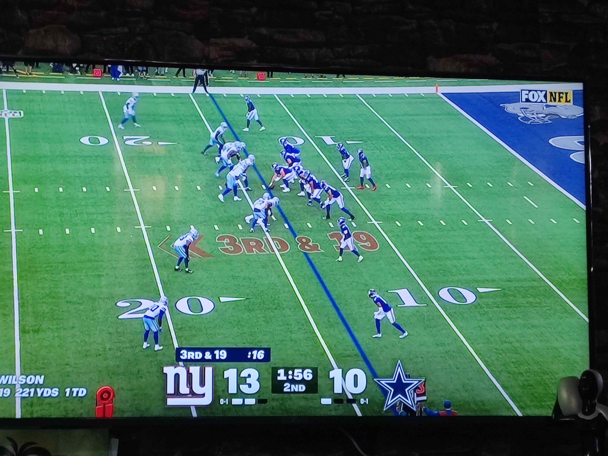 tazloco32's tweet photo. No se si andan mal pero el partido de Dallas ya va a terminar la primera mitad. #NFLENTELEVISA .
@adevaldes @EnriqueBurak ,@memo_schutz https://t.co/kEajHmp90n