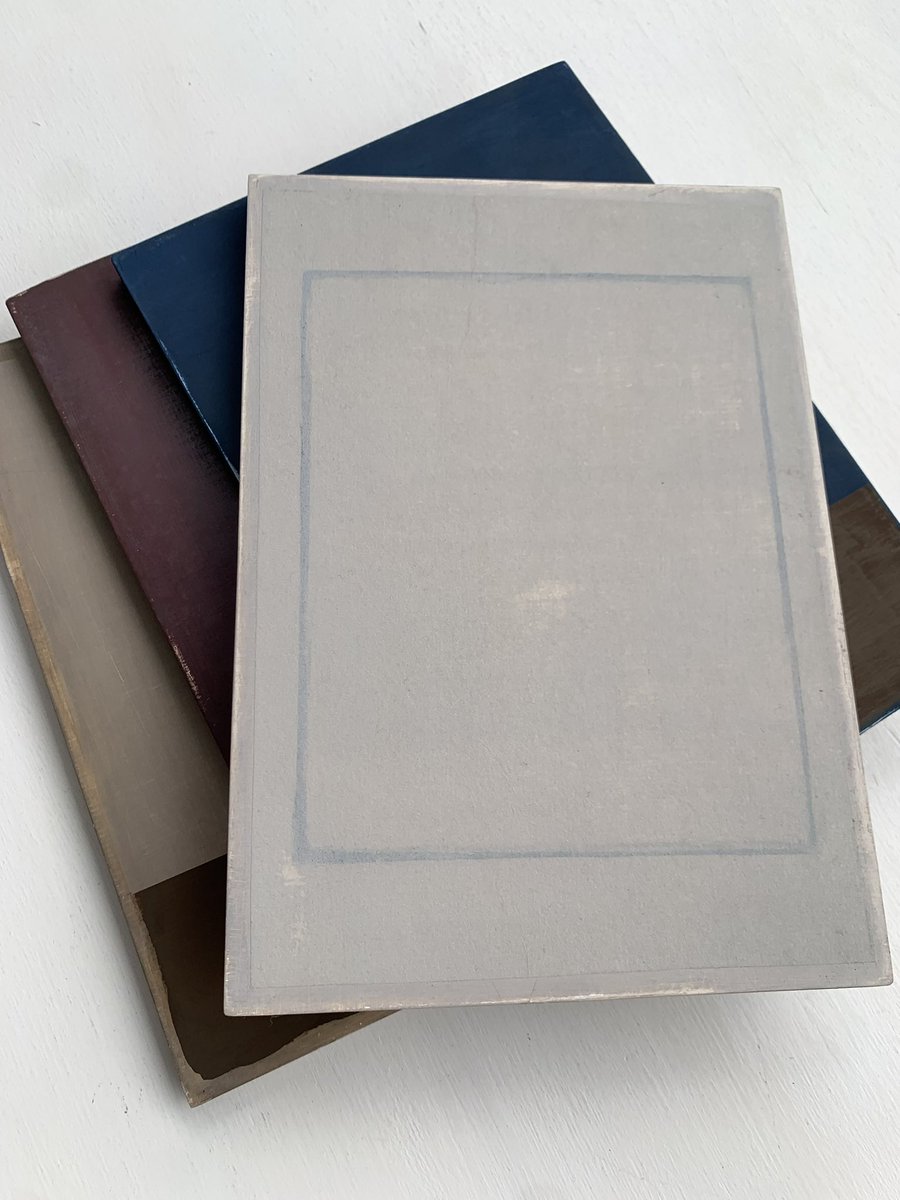 EkaterinaGalera's tweet image. Unfolding layers: texture meets silence. Sandpaper carves the narrative. #StudioPractice #AbstractArt #Minimalism #ArtProcess #TextureArt