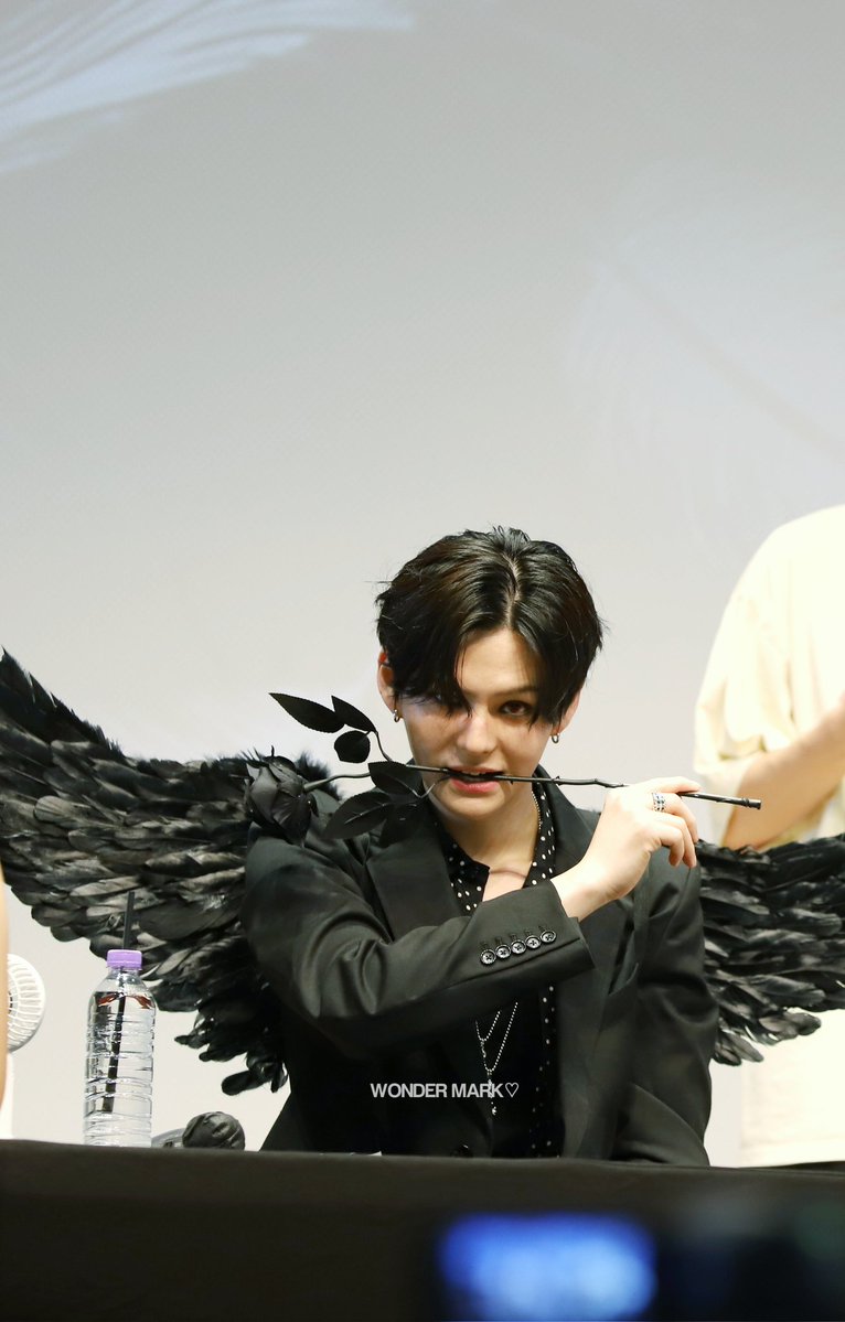 Yoshi. (@yokshl) on Twitter photo 