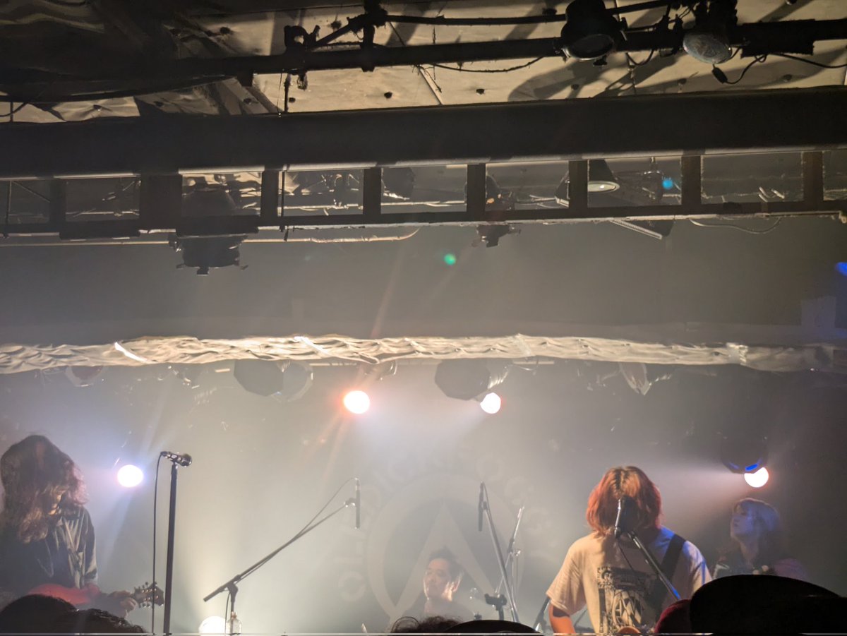 Bonny19840802's tweet image. 新宿ロフトのオールディックフォギーは月が始まった瞬間外に出て全力疾走（笑）
この時21時32分くらい。
22時スタートの下北ホブルディーズには何とか間に合いました😂
いや〜、今日のホブルは本当良かった！！！
勿論オールディックフォギーもね😌

#HOBBLEDEES
#OLEDICKFOGGY