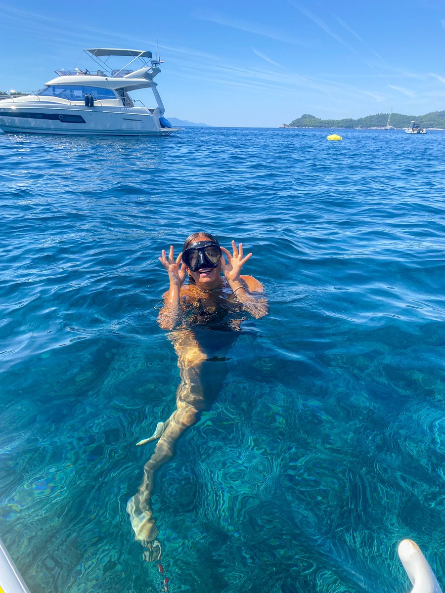 adrianake21's tweet photo. Que haría sin el mar https://t.co/KbAqNGrH8J