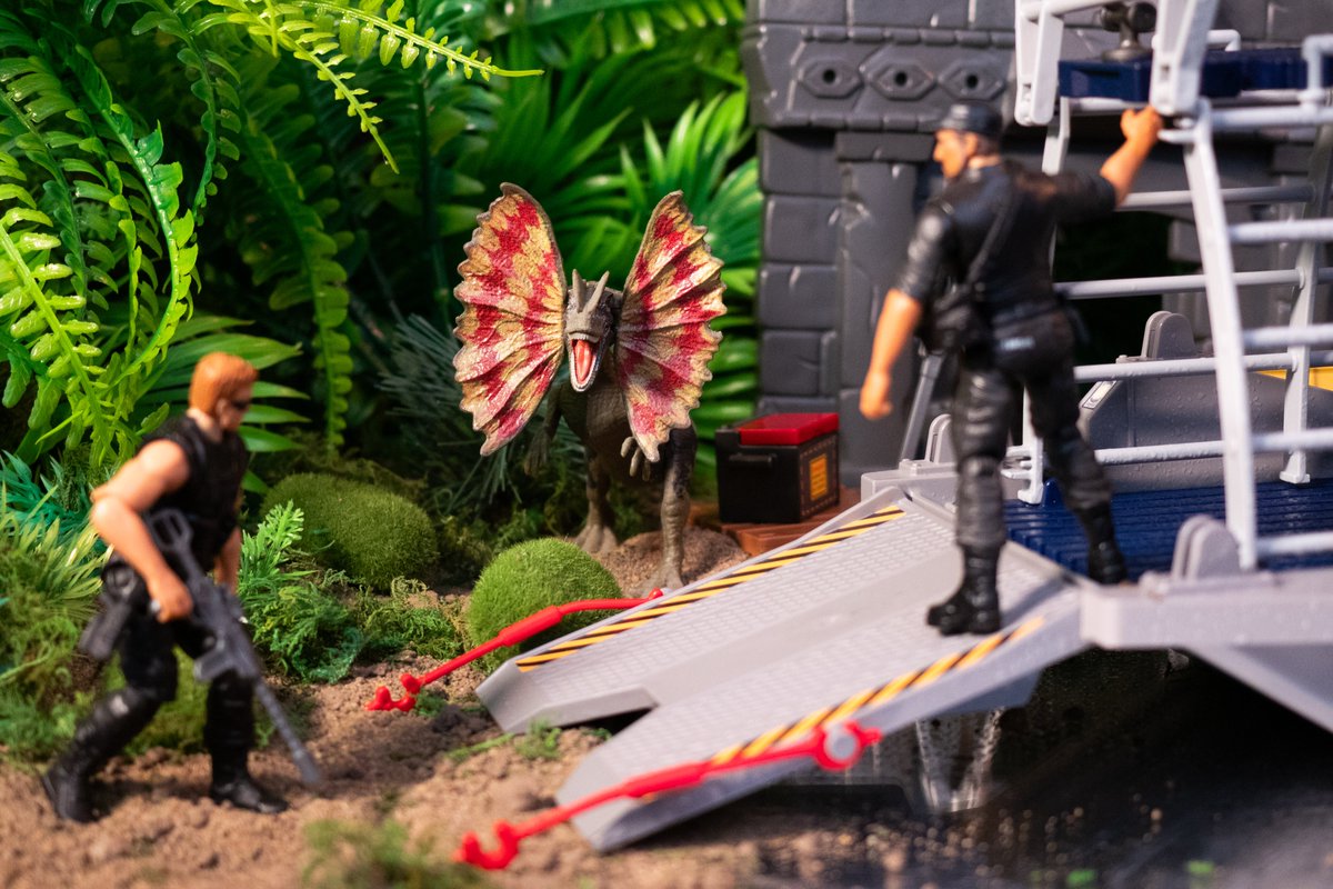 A group of BioSyn operatives working on a dinosaur transfer in the field quickly realise that they've chosen the wrong embankment to unload on...

#JurassicPark #JurassicWorld #JurassicWorldRebirth