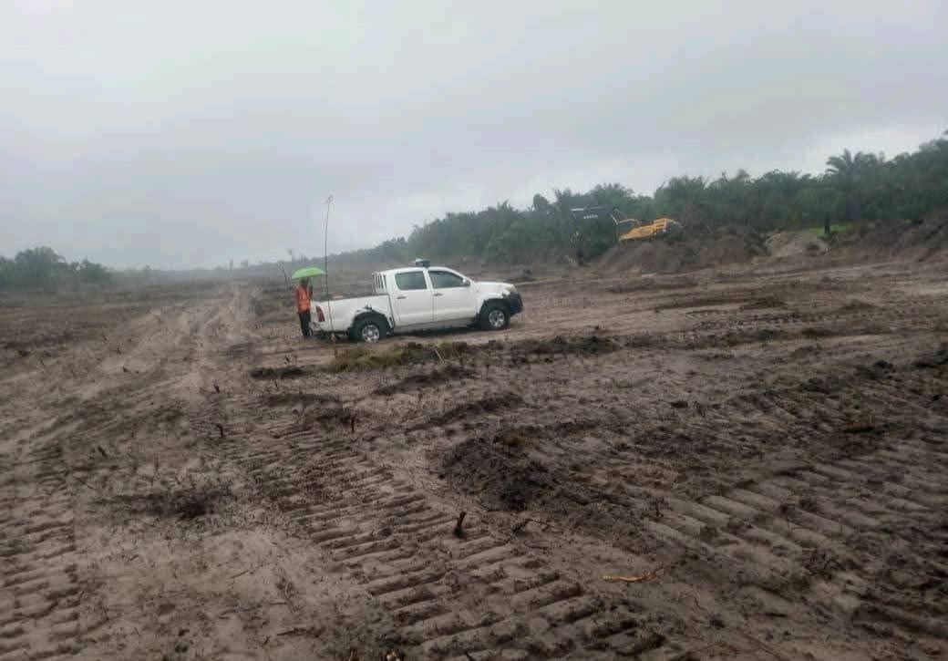 Kayode_ewarawon's tweet photo. Great news. The future has already began in ilaje. 
Lagos-Calabar Coastal Highway has commenced in Ondo State axis at Oke-Ipare, en route to Agerige in Ilaje local govt 

Thank you @officialABAT GCFR.
@DOlusegun https://t.co/TstxdxZkcK