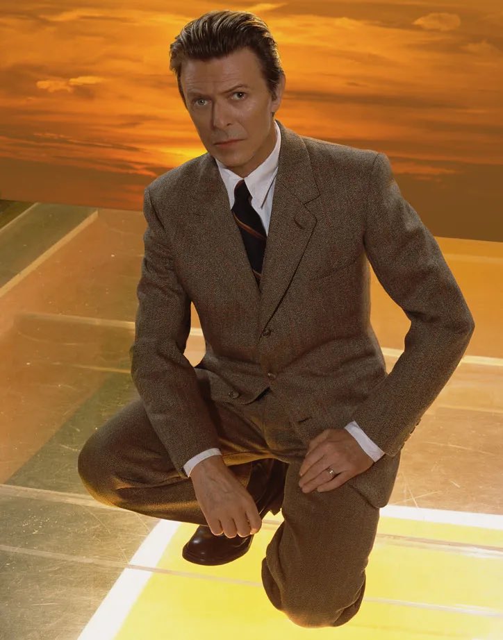 lynsys57's tweet photo. For in truth, it’s the beginning of nothing
And nothing has changed,  everything has changed
For in truth, it’s the beginning of an end
And nothing has changed, everything has changed…🙏
#BowieForever https://t.co/8wHy32vSjP