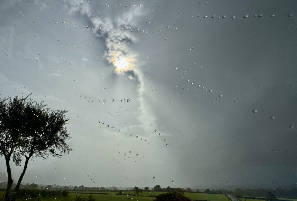The sun tries to break through the storm clouds on this very blustery afternoon in the Sperrins 🌦️ <a href="/bbcniweather/">BBC NI Weather</a> <a href="/UTVNews/">UTV Live News</a> <a href="/Louise_utv/">Louise Small</a> <a href="/Ali_Totten/">Ali Totten</a> <a href="/WeatherCee/">Cecilia Daly</a> <a href="/geoff_maskell/">Geoff Maskell</a> <a href="/barrabest/">Barra Best</a>