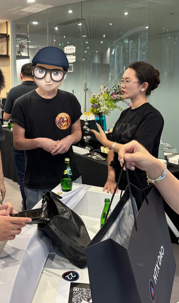 Meeting <a href="/HTX_Molly/">火币HTX六爷</a> at the <a href="/HTX_DAO/">HTX DAO</a> Meetup was an incredible. Molly/六爷 was gracious, humble, and took the time to talk about Moodeng on ETH and her involvement in the early stages of promoting us on HTX. A beautiful individual on a special platform, many thanks‼️