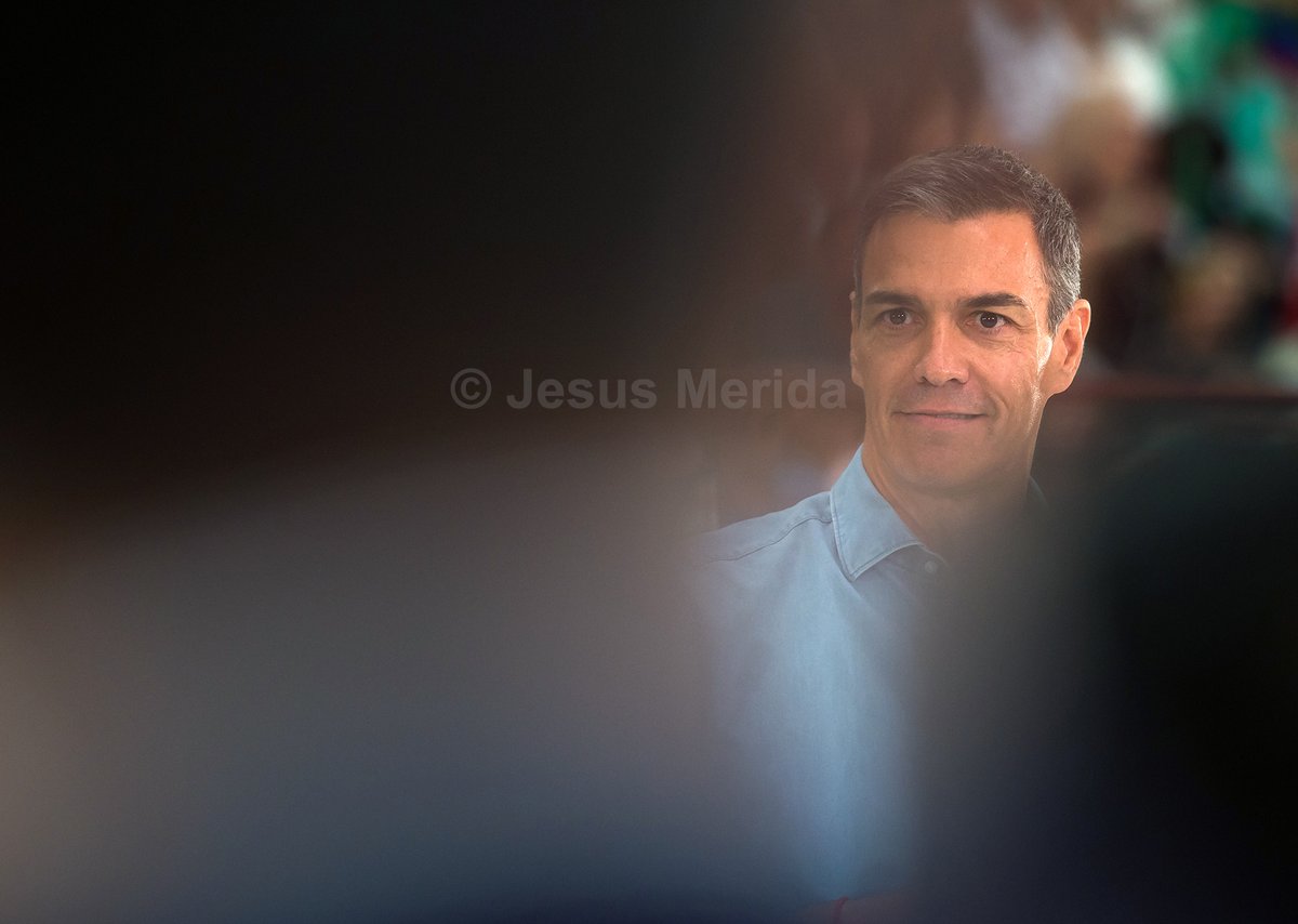 JesusMerida_'s tweet image. (II) @sanchezcastejon #malaga #mitin #fotoperiodismo