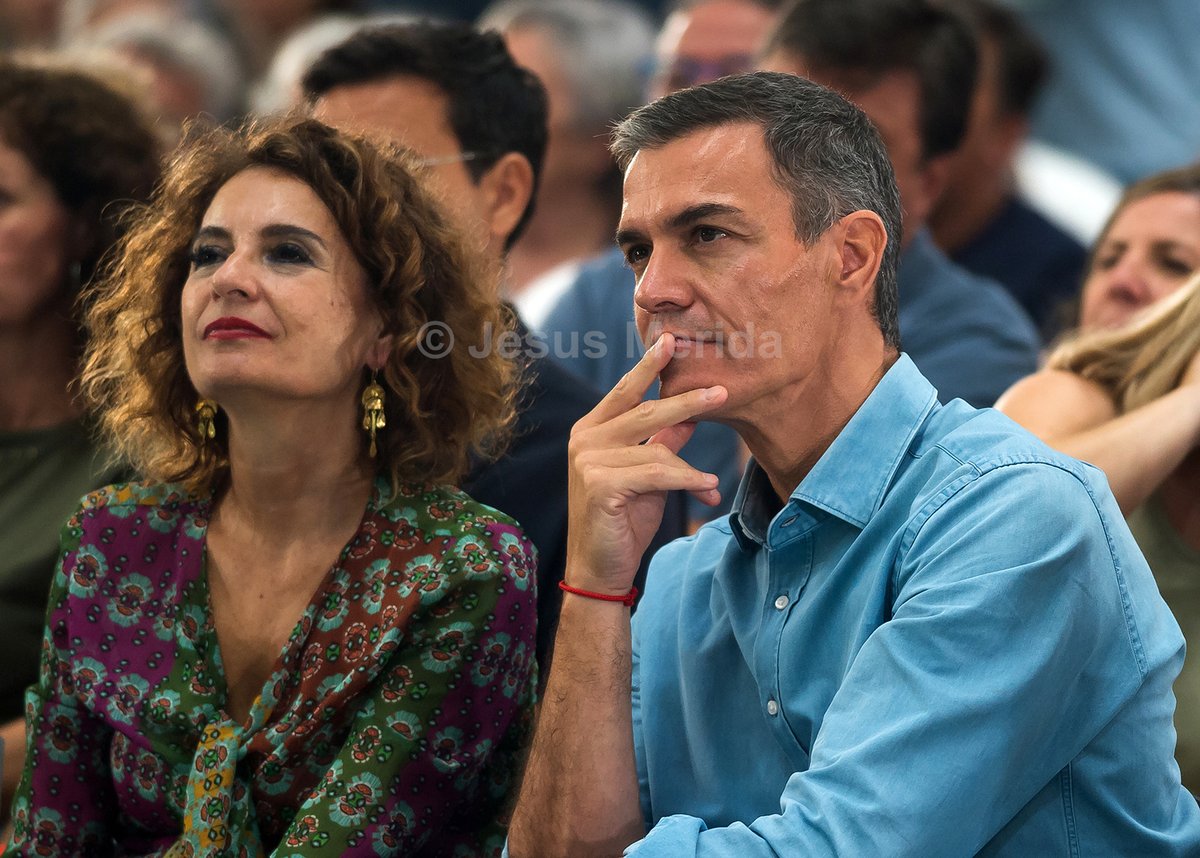 JesusMerida_'s tweet image. (II) @sanchezcastejon #malaga #mitin #fotoperiodismo