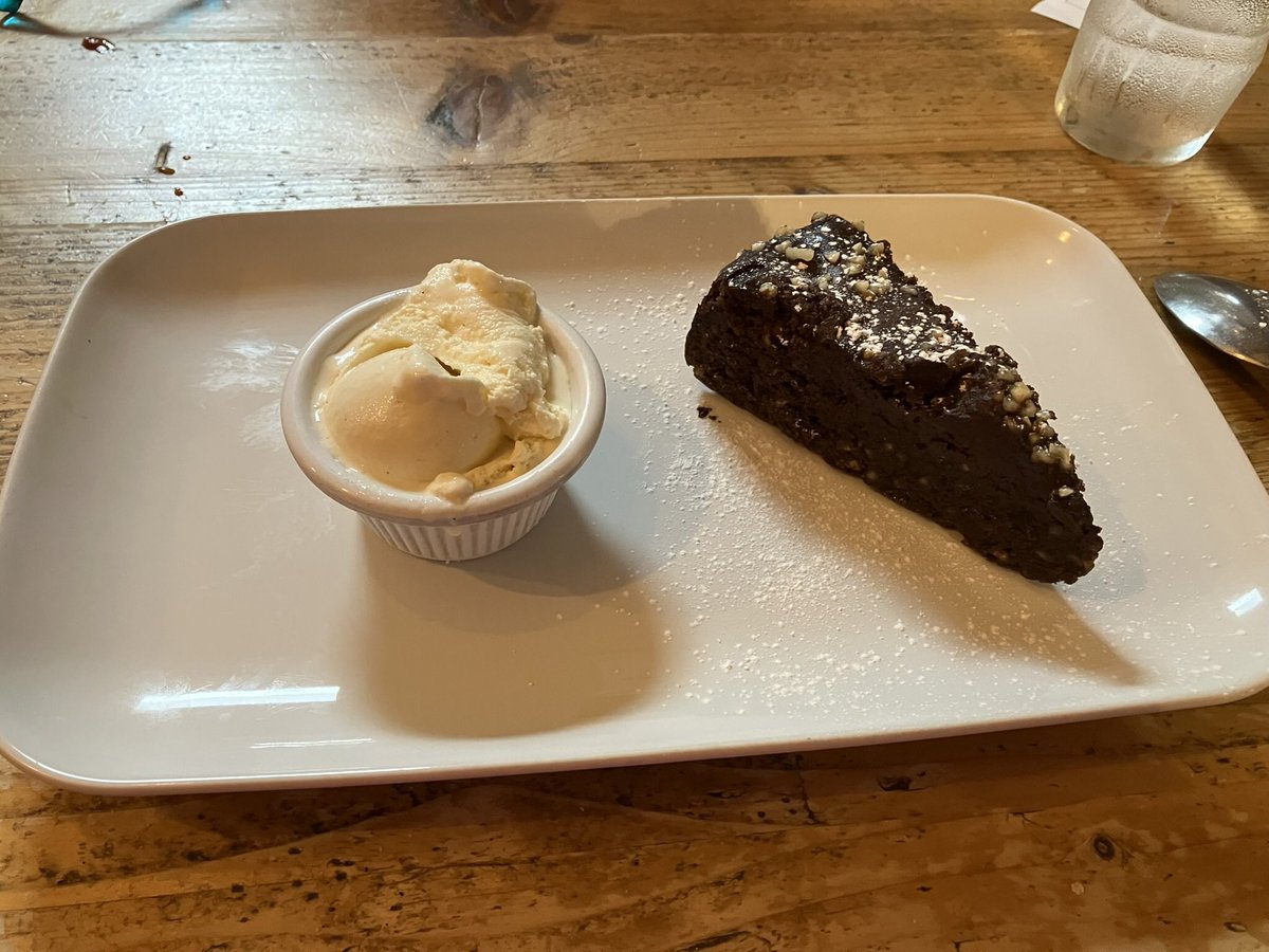 More holiday food! <a href="/SloopBantham/">The Sloop Inn</a> 
Scrumptious.