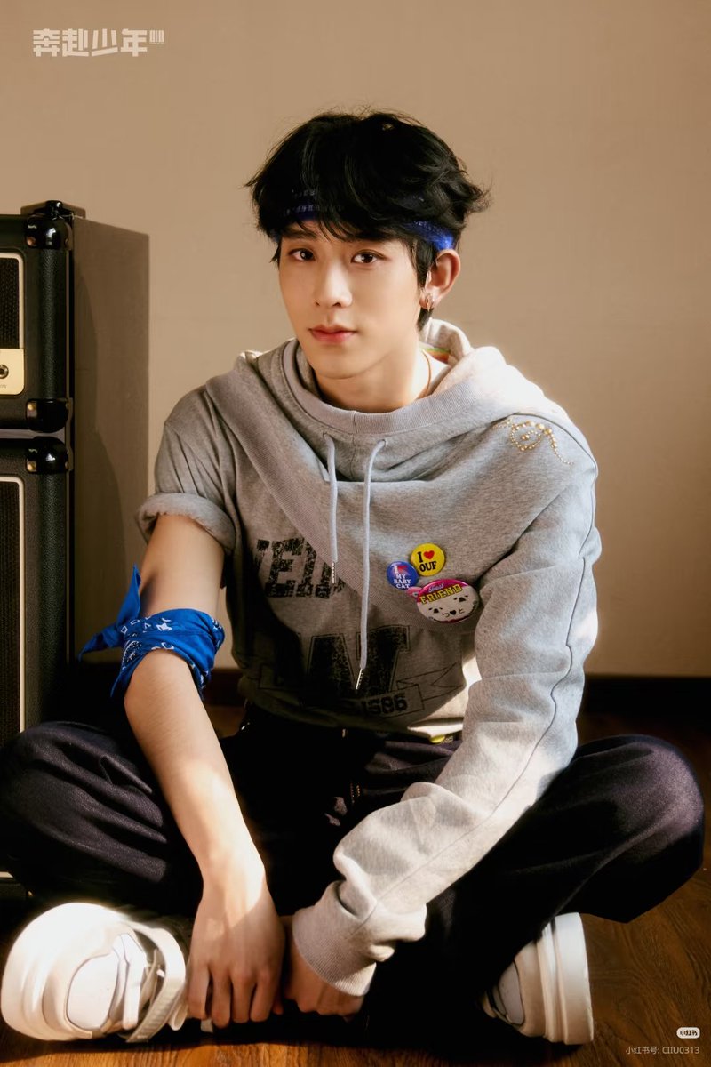 sumingi0410455's tweet image. Li Xijie CIIU left group.... Padahal baru debut kemarin... Dia termasuk member awal Project C. Penantian dia selama ini untuk debut... 😔 guys... Sedih... 😔💔 semoga keputusan Xijie adalah yang terbaik 😞💙

#CIIU #CLOSERTOYOU #LIXIJIE