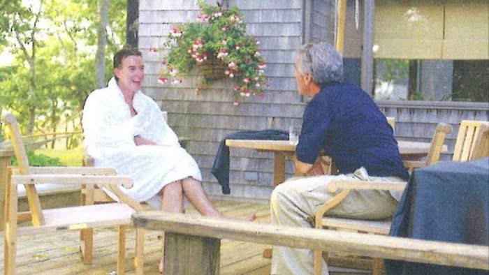 Major Harry Clark (@winstonsbutler) on Twitter photo <a href="/peterkyle/">Peter Kyle</a> ‘How could we have possibly known how close Peter Mandleson was to evil paedophile Jeffrey Epstein? F**k off Kyle.
And where is that gutless cowardly blob Keir Starmer? <a href="/peterkyle/">Peter Kyle</a> ‘How could we have possibly known how close Peter Mandleson was to evil paedophile Jeffrey Epstein? F**k off Kyle.
And where is that gutless cowardly blob Keir Starmer?
