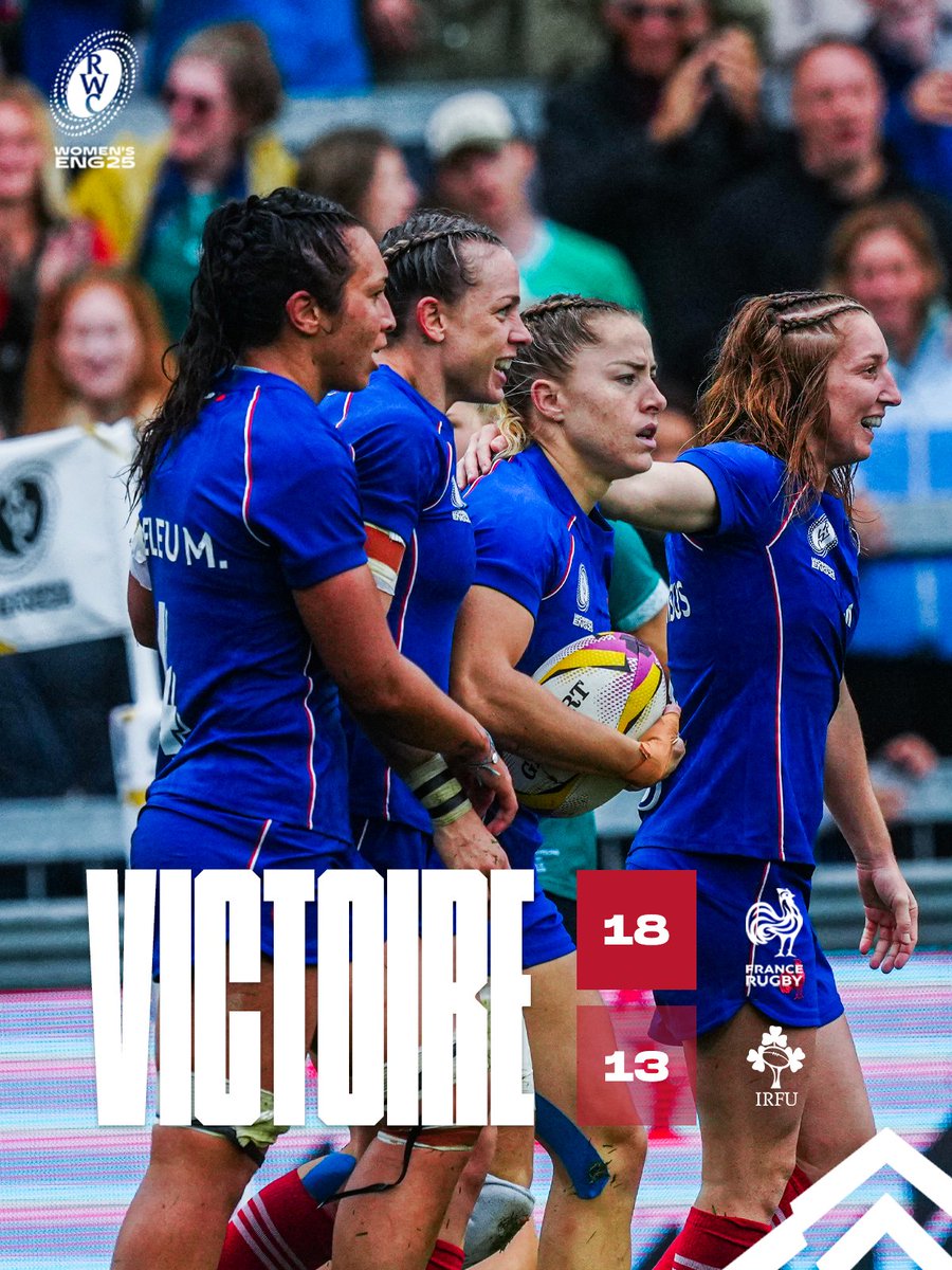 En Pleine Lucarne tweet media