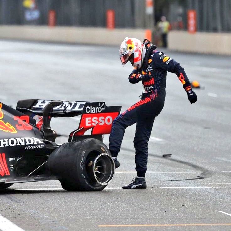 Pilotos Red Bull, no lo entenderías...