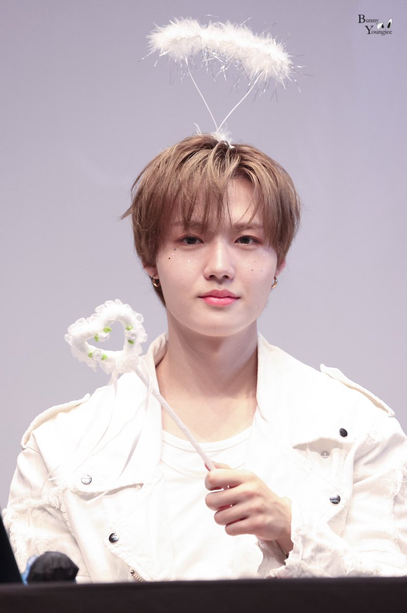 250914 👼🏻

#TREASURE  #트레저  #도영 #DOYOUNG #ドヨン