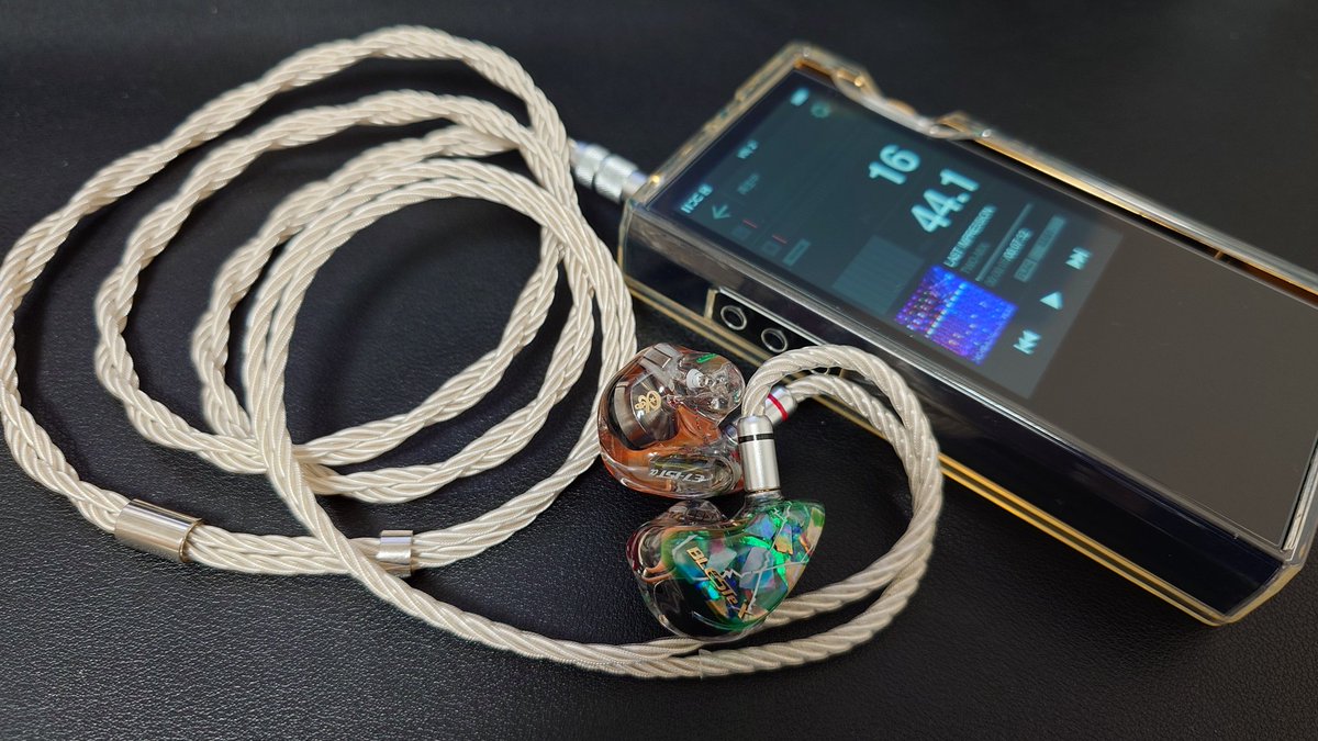 イヤホン K's Audio Works ArkGenesis EVO Pentaconn K's Audio Works 【ご依頼分】【中古】ArkGenesis EVO mmcx-4.4