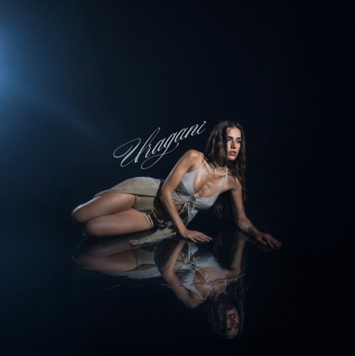 SpotifyTrackIT's tweet photo. 'Uragani' di @ClaraSoccini su Spotify sta ottenendo una crescita negli ascolti giorno per giorno. 

10/09 — 37,242
11/09 — 40,987 [+10,06%]
12/09 — 54,098 [+31,99%] 🆕⭐️ https://t.co/GXqviktDcR