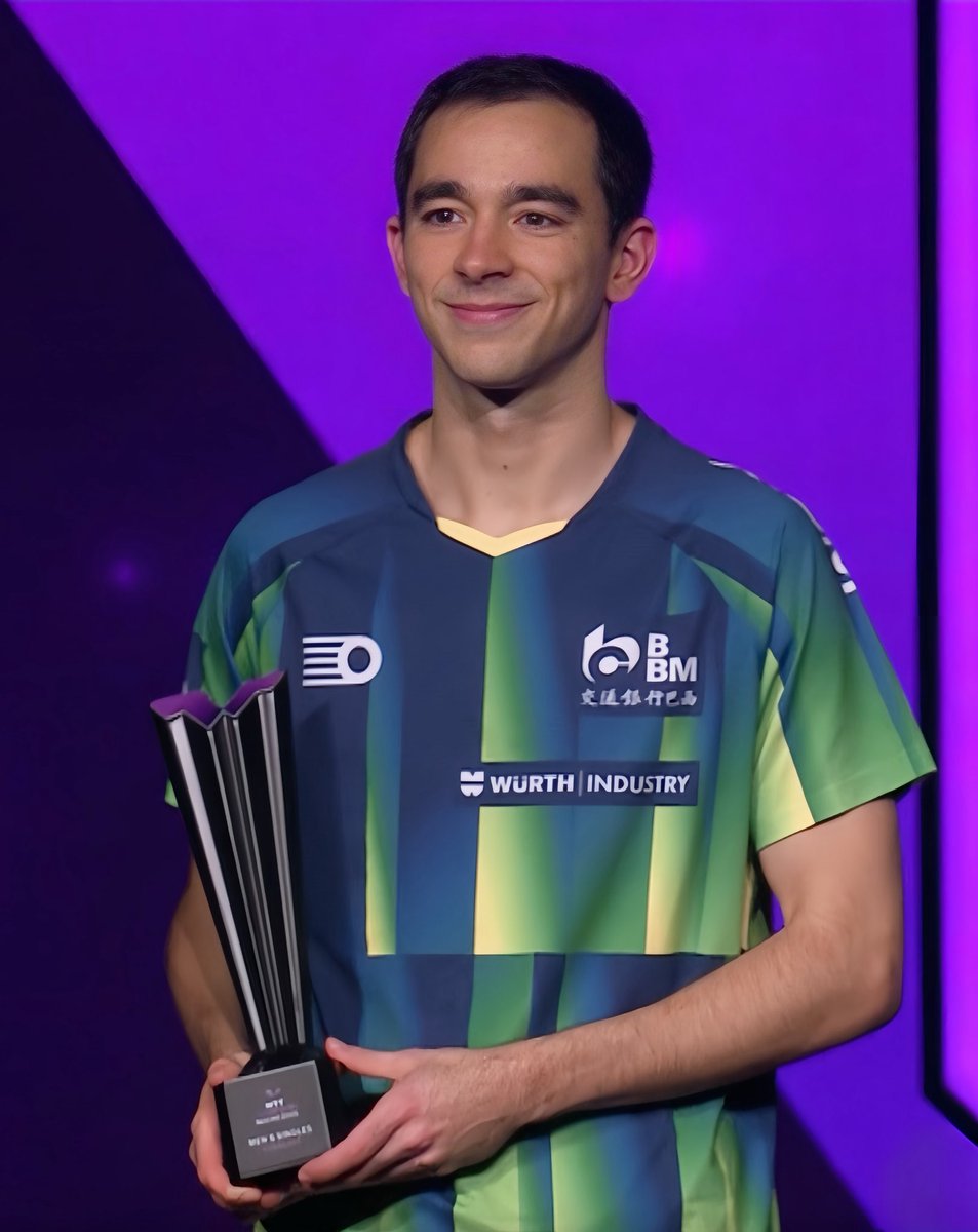 TMdoBrasil's tweet photo. ELE ENCHE O BRASIL DE ORGULHO 🇧🇷

Hugo Calderano chegou a mais uma final no melhor ano de sua carreira! Não perde a conta:

🥇Copa do Mundo em Macau
🥈 Mundial de Doha
🥇 Star Contender Ljubljana
🥇 Contender Buenos Aires
🥇 Star Contender Foz do Iguaçu
🥈 Champions Macau

📸: Reprodução/WTT