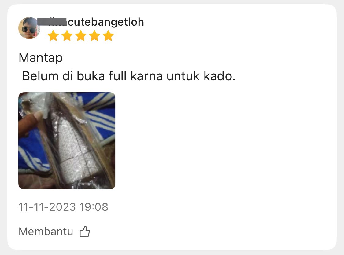 ryandi_adline's tweet photo. Iseng buka shopee abg, liat penilaian dr barang barang yg abg beli, trs ketemu ini. Makasih ya udah kadoin ini, gemes amat. Maaf ya waktu dikasih kadonya fn panik sendiri krn takut ketahuan mamak, tp abg sabar kl memang, selalu sabar. Akhirnya ttp ketahuan kok, tp mamak ga marah https://t.co/lzyHBaoCuo