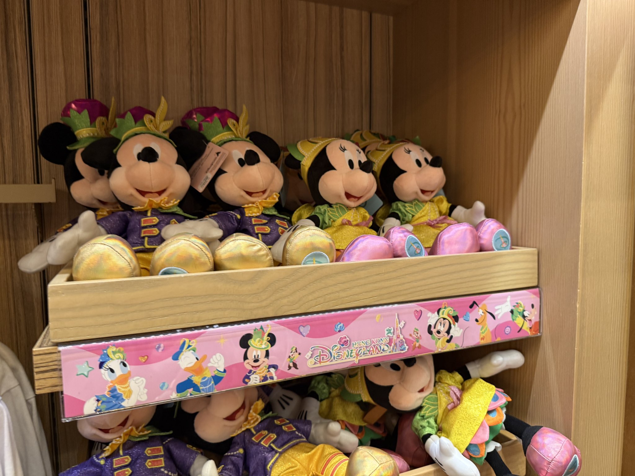 リーナベル ゴディバ　ぬいぐるみ　香港ディズニー20周年 香港ディズニー20周年】リーナベル×GODIVA×KLOOK 限定コラボ