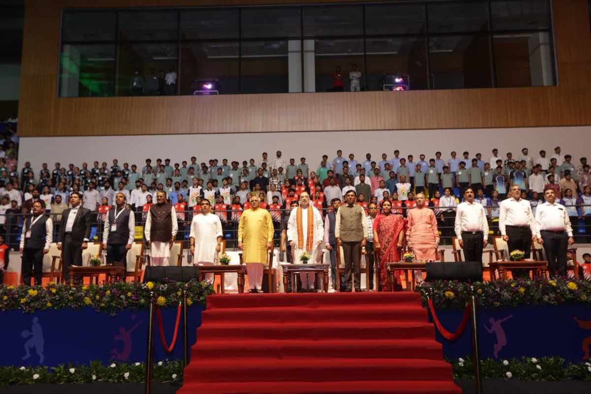 માનનીય કેન્દ્રીય ગૃહ-સહકાર મંત્રી શ્રી અમિતભાઈ શાહના વરદ્હસ્તે અમદાવાદ ખાતે નવનિર્મિત અત્યાધુનિક સુવિધાઓથી સજ્જ આતંરરાષ્ટ્રીય કક્ષાના વીર સાવરકર સ્પોર્ટ્સ કોમ્પ્લેક્સનું લોકાર્પણ મુખ્યમંત્રી શ્રી ભૂપેન્દ્રભાઈ પટેલ, કેન્દ્રીય રમતગમત મંત્રી શ્રી મનસુખભાઈ માંડવિયા, રાજ્યના