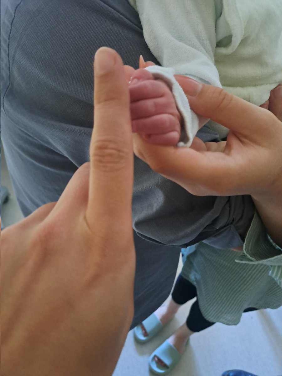 Baby Handy sind sooo klein