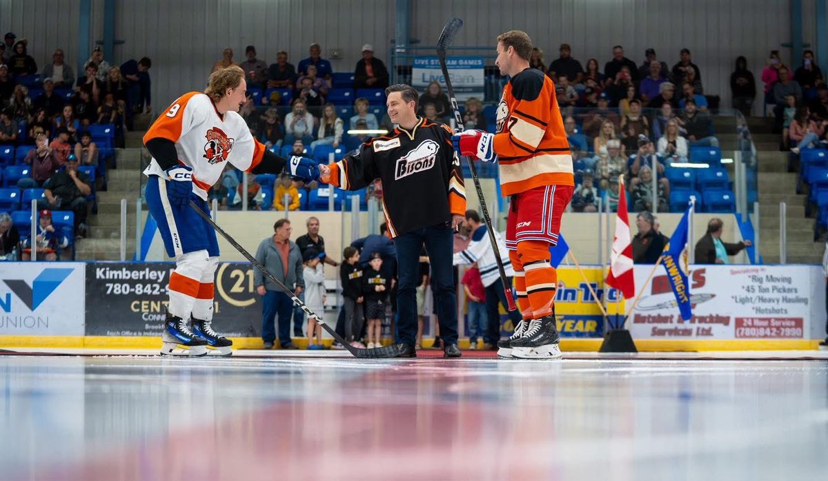 C_TODD68's tweet photo. @TysonNasher  Love the name drop on our great town of Wainwright, wasn’t expecting that while listening today.

IF the Oilers gave us 1 preseason game with 97 &amp; 29 in. You and the @spittinchiclets would be amazed! Atmosphere would be electric 🔥&amp; twice as loud as a Coyotes game! https://t.co/aUAFrpVAjJ