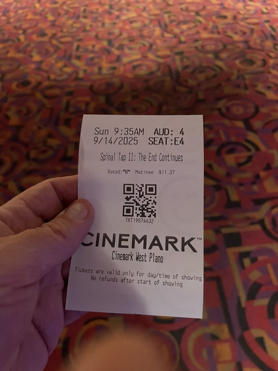 rob37316784's tweet image. Now seated #spinaltap2  @MJMcKean #NowWatching @Cinemark