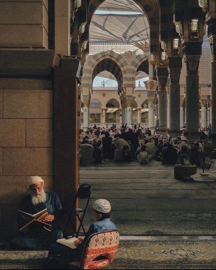 فردوس (@firdevs_4772) on Twitter photo - Üstadım bana bir nasihatte bulunur musunuz? 
+ Dikkat et evladım kimse seni Allah'a şikayet etmesin... - Üstadım bana bir nasihatte bulunur musunuz? 
+ Dikkat et evladım kimse seni Allah'a şikayet etmesin...