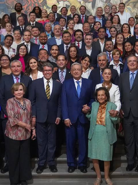 <a href="/LuisCardenasMx/">LuisCardenasMX</a> Este es el " pueblo " al que morena da prioridad.