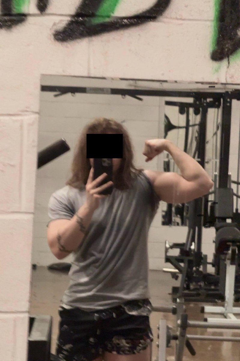 mtndw_'s tweet image. holy almost at 800 now?? ty and here’s a shameless repost