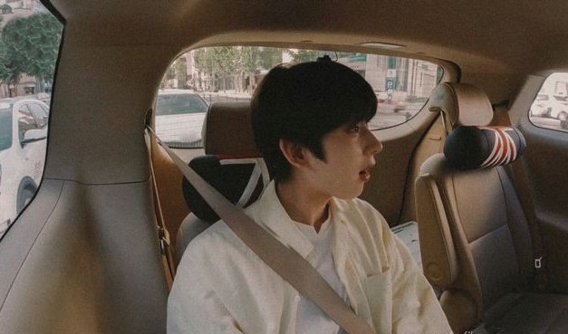 blackndwrite's tweet image. gampang betul culik anak ini. cuma diimingi permen mau.