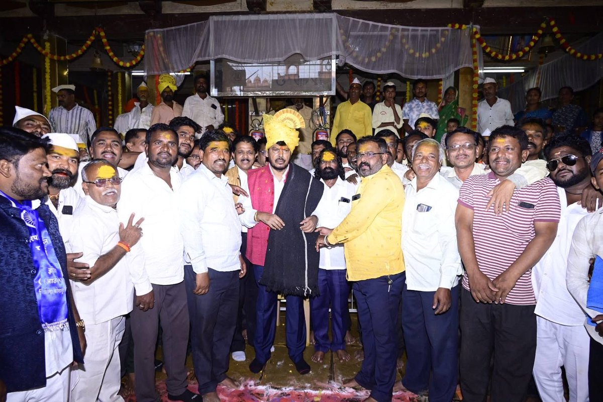 RamdasAthawale's tweet image. 📍कोल्हापूरकरांचे प्रेम 

#kolhapur #ramdasathawale #rpi  #repubicanparty