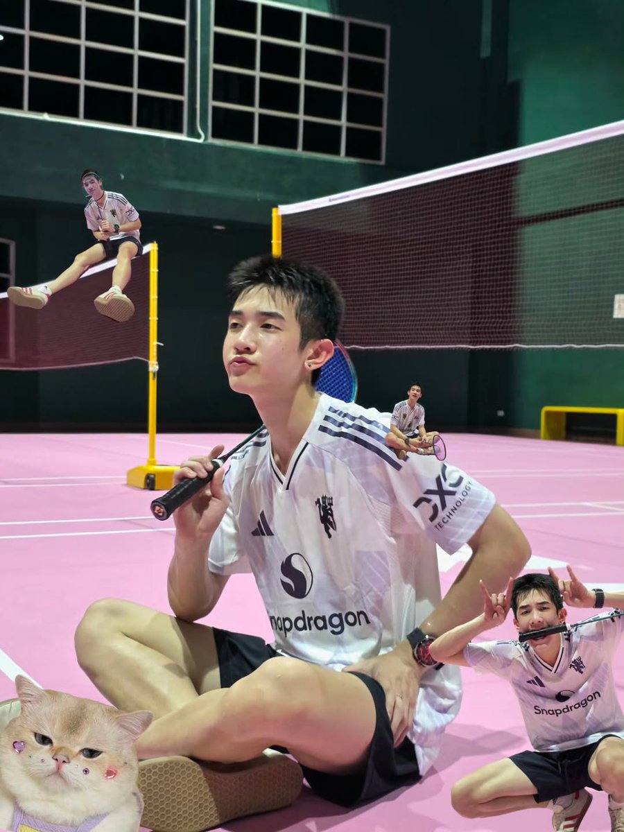 ชีวิตคนสวยขา ไปตีแบด ก็จะมีคนมารุมมาตุ้มนิสนึงน้า😂😂

#ก็ตีกะเพื่อนคุณไปสิ
#ProgressPassawish 
#AlmondProgress 
#ด้อมภภ #PSPW