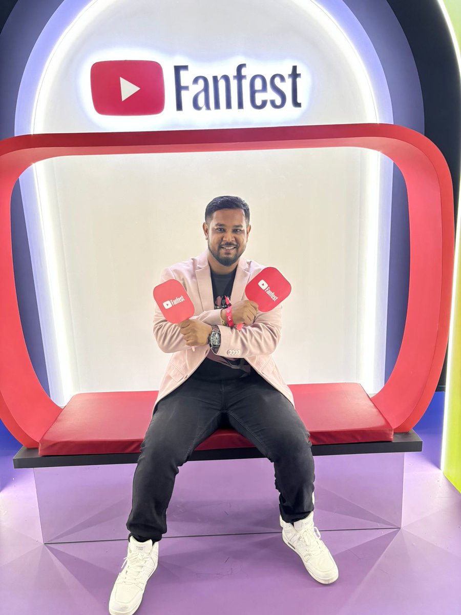 shil_diptanu's tweet photo. 🌟 Mere Sapne YouTube FanFest Mumbai pe… 🌟
Ab lagta hai ki dreams do come true… bas lagan aur patience chahiye 💯

#MereSapne #YouTubeFanFest2025 #YTFFMumbai #DreamComeTrue #YTIndia #FanFestIndia #CreatorLife #YTShorts #youtubefanfest #fanfest #diptanushil https://t.co/zCJRhpPfvA