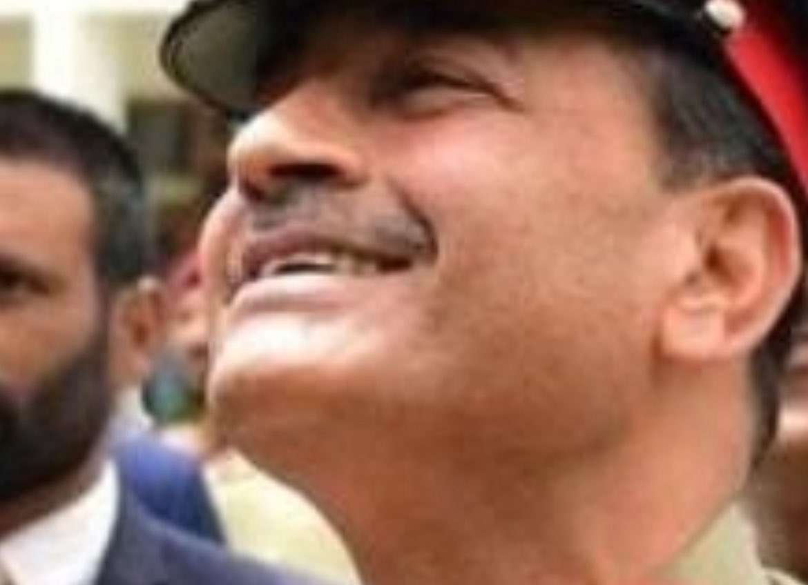 xishawn77's tweet image. فلسطین کا جھنڈا اٹھا نہیں سکتے - اور میزائل ماریں گے - تم بھی بے غیرت ہو تمہارے ہینڈلرز بھی بے غیرت ہیں