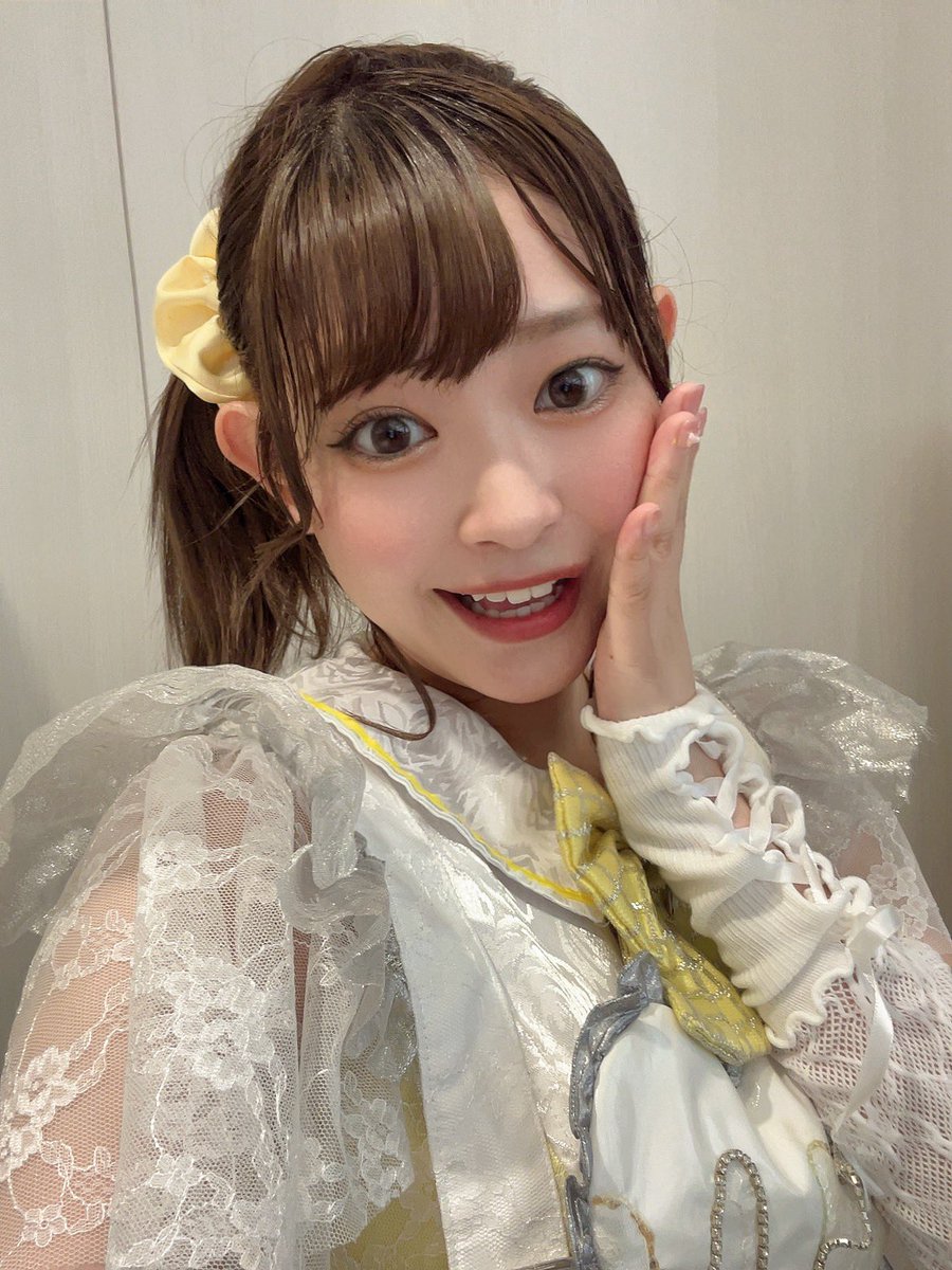 今日も一日お疲れ様！
みんなに会えて幸せなのなの🫶
ありがとう🫶
明日はカドデさん！
絶対りおりん丼たべる！！
そしてりっかちゃん生誕祭！！
カバーたのしみっ！🤍
おやすみん