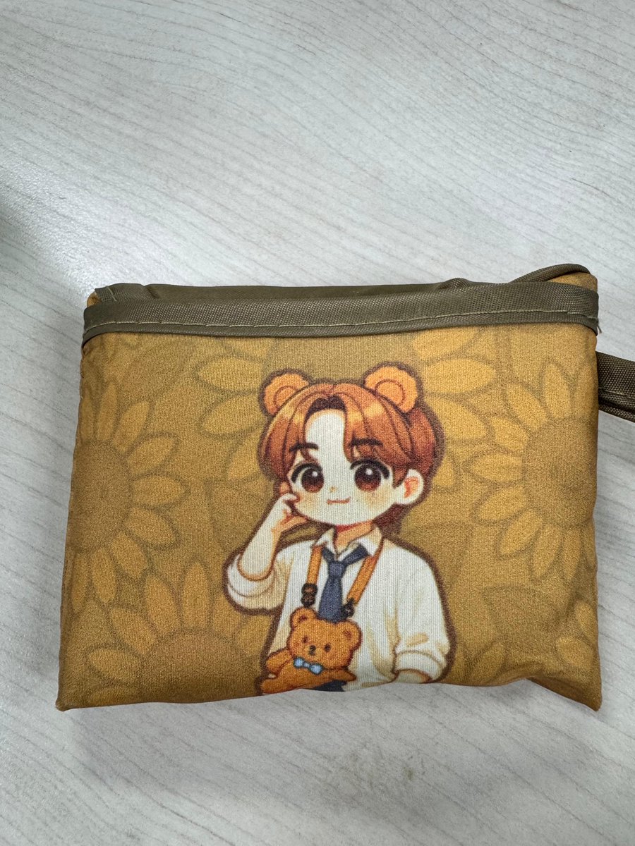 pudubear66's tweet photo. [OPEN PO ] foldable bag/ shopping bag free design (kpop/ nct/ svt/ day6 untuk souvenir ulang tahun/ dll)

untuk request design min order 10

#foldablebag #nct #svt #day6 #kpop https://t.co/0YNaiX1dPw
