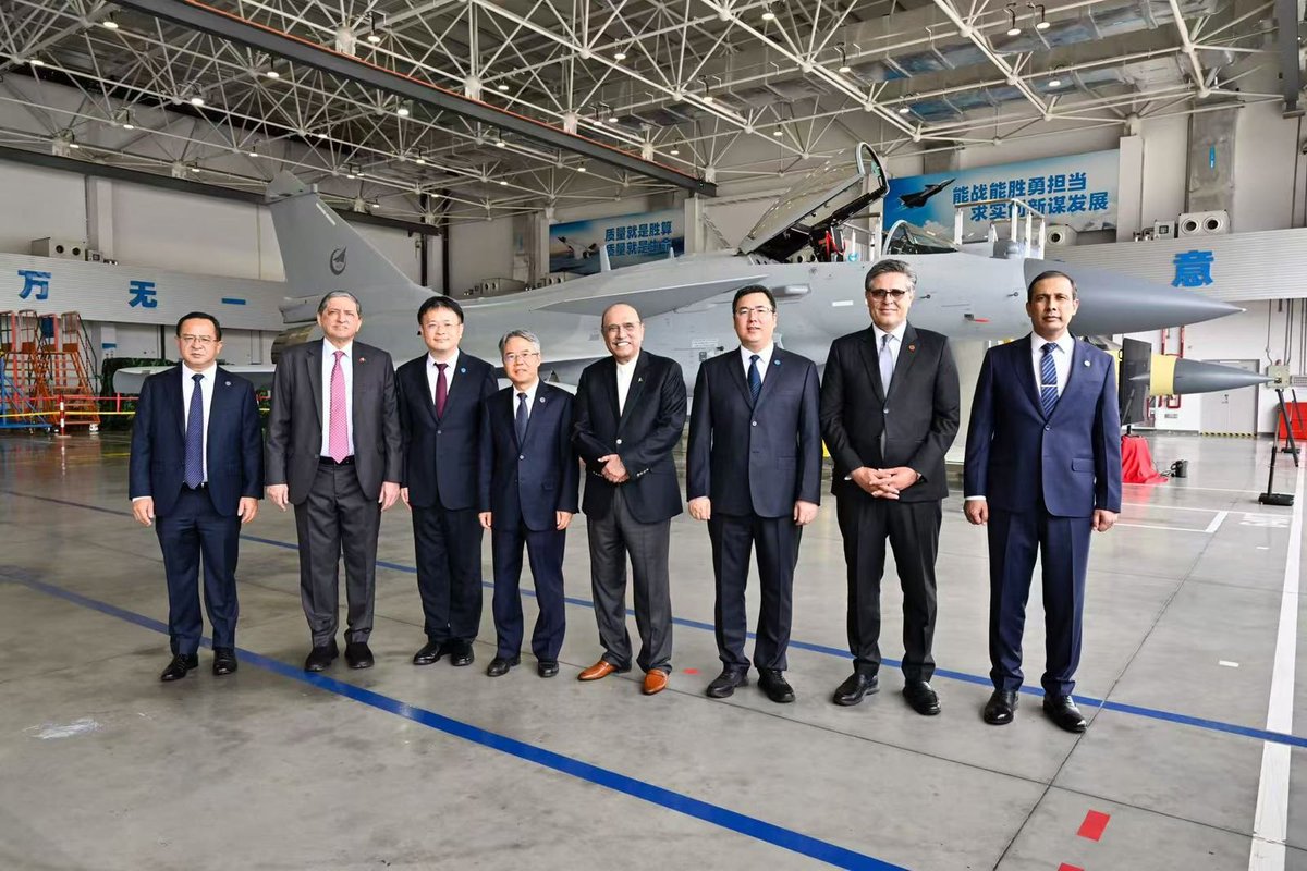 President of Pakistan, Asif Ali Zardari during his official visit to China visted the AVIC's Advabced Aircraft Manufacturing plant in Chengdu.