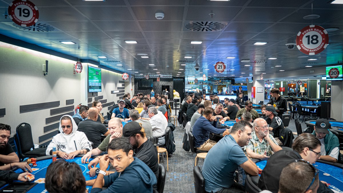 ♠️♥️ OPENING DÍA 2 - #LowSeries ♦️♣️

Arranca el Día 2 del Opening retomando la acción en el Nivel 18.

Un total de 69 jugadores lograron embolsar en los 4 flights y todos ellos ya están en premios. 💰

Con ciegas 4k-8k/8k, la media se sitúa en 30BBs. 🔥

By <a href="/CasinoBCNes/">CasinoBarcelona.es 📱</a> ∥