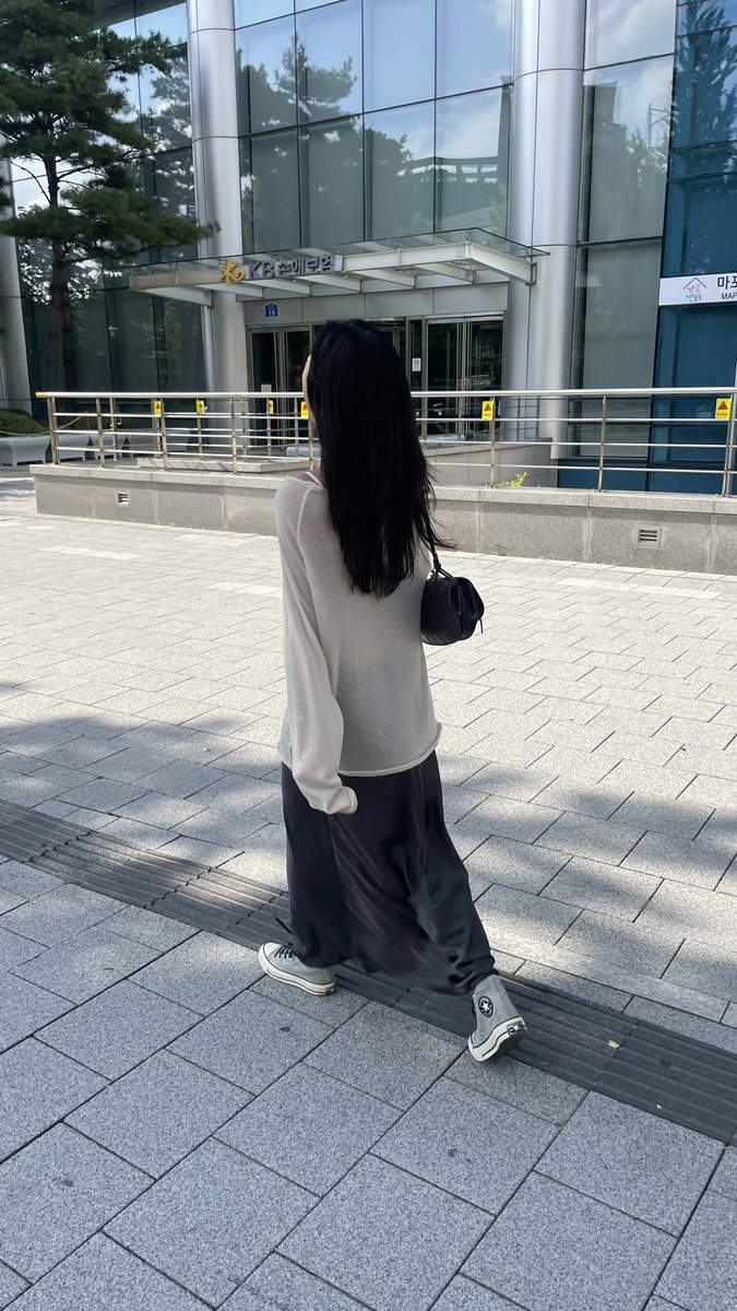 pogsdiary's tweet image. 내가 진 여름