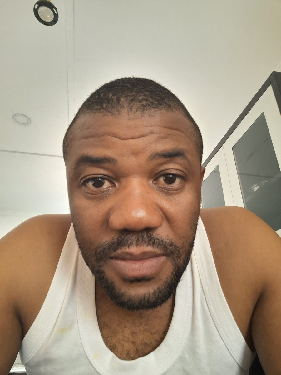 Jabrise's tweet photo. Lost a couple of kilos within a day... Tumultuous week. https://t.co/99senBEjmv