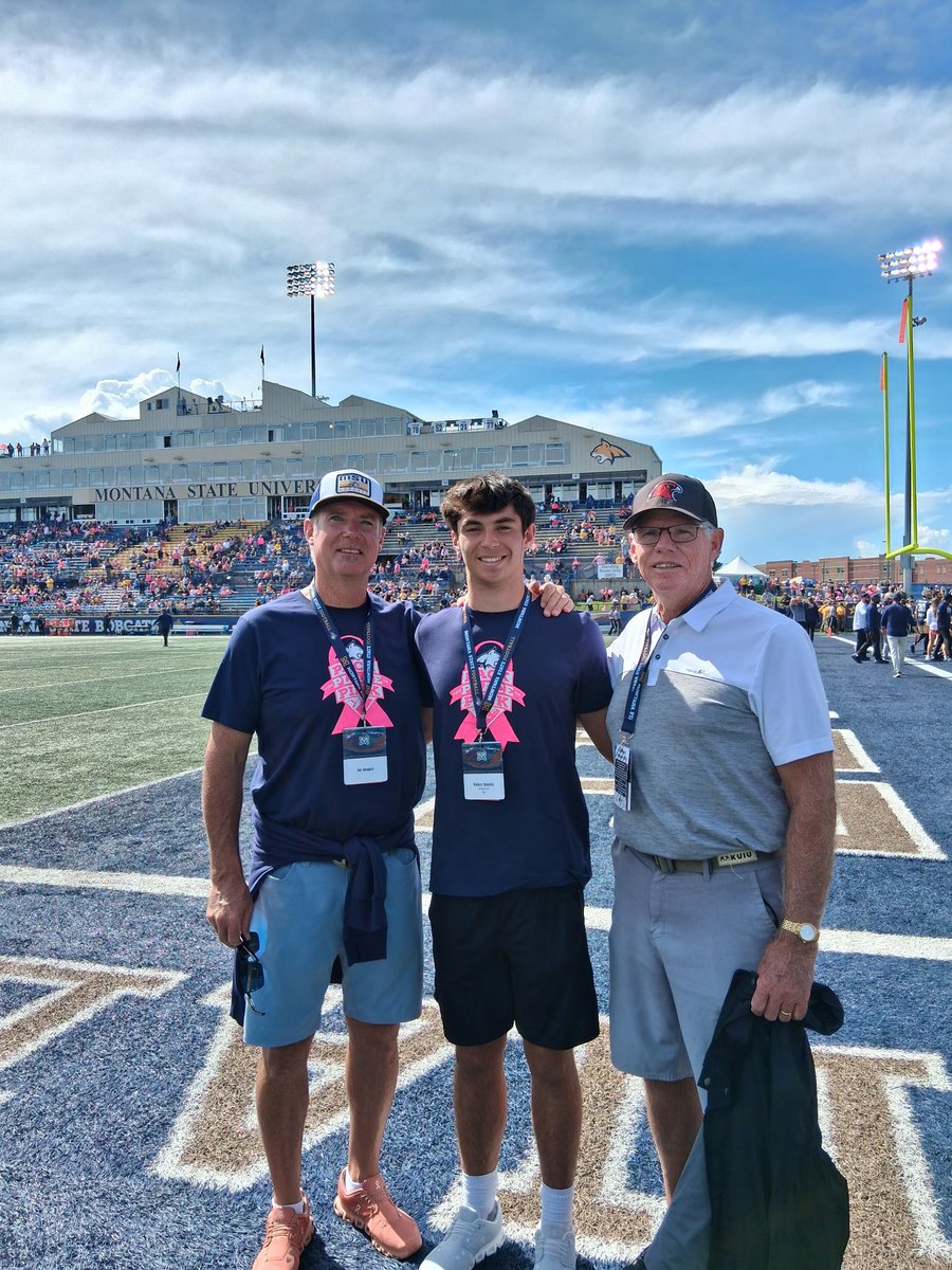 Thank you <a href="/MSUBobcats_FB/">Montana State Football</a> and <a href="/C_Arbizzani/">Chandler Arbizzani</a> for having me out for the game day visit! Had so much fun coming out to watch the game!
<a href="/bvigen/">Brent Vigen</a> <a href="/CoachBSheph/">Coach Shep</a> <a href="/CoachSammyMix/">Sam Mix</a> <a href="/levi_wesche/">Levi Wesche</a> <a href="/hawkfb_bhs/">Hawk Football</a> <a href="/rcboyle7/">Robert Boyle</a> <a href="/coach_mob/">CoachMobley</a>