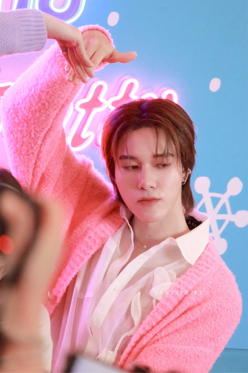 gravity24's tweet image. หงึ 😾🎀 #hirunkit_ 

GLADE HELLO KITTY X SKNN
#GladeHelloKittyxSkyNani

@Hirunkit_